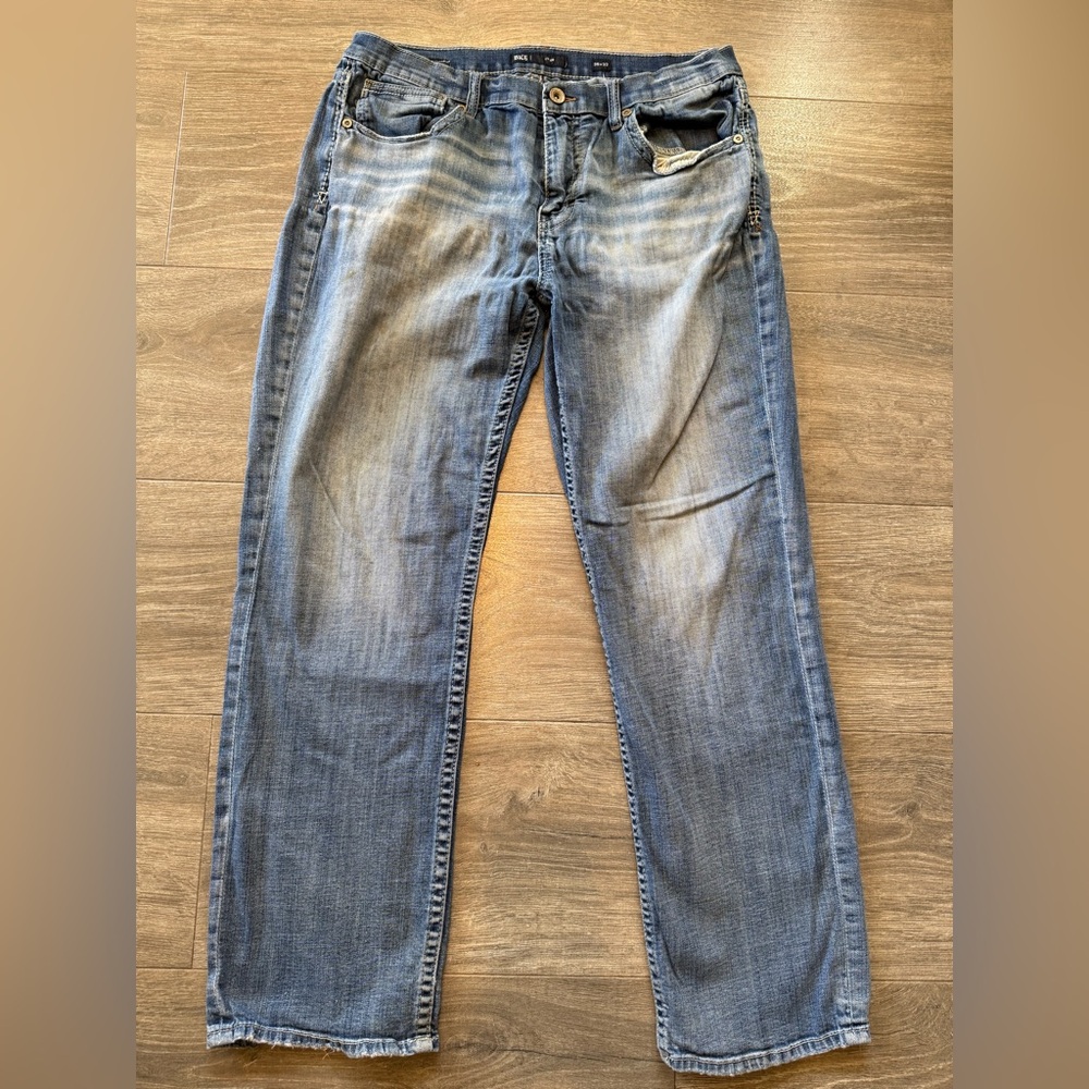 BKE Men's Light Blue Straight Jeans